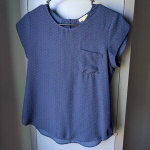 Lily White Blue short sleeve lightweight top